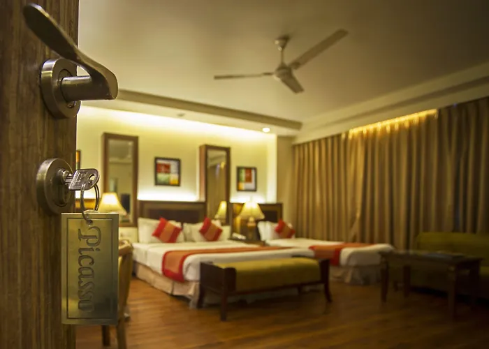 Hotel Picasso Paschim Vihar Delhi - Couple Friendly Local Ids Accepted