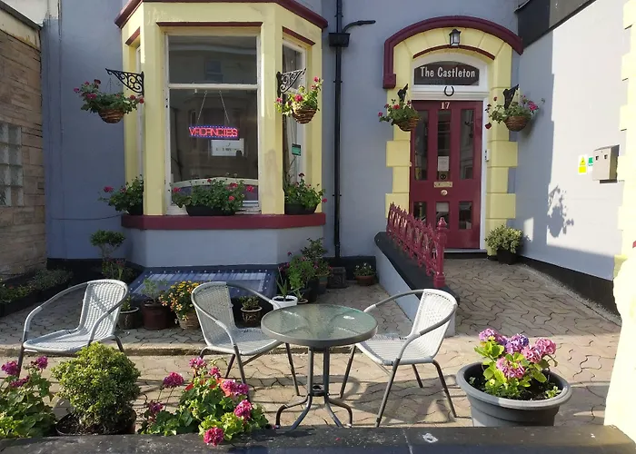 3 star hotel: The Castleton