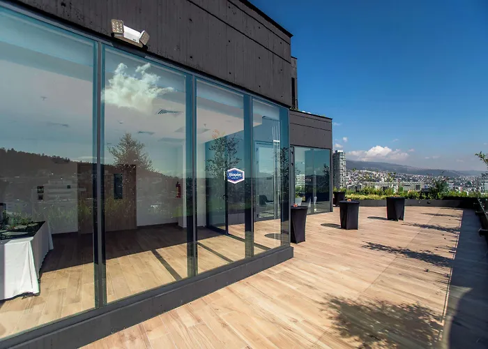 Sin servicio: Hampton By Hilton Quito La Carolina Park