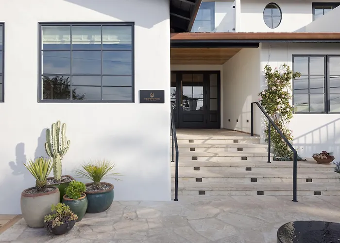 Airport Hotel: Villa Mara Carmel