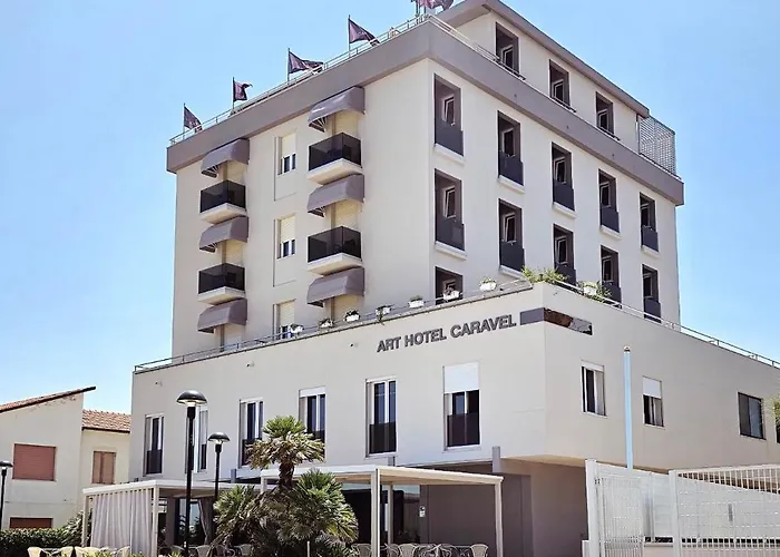 Hotel Ping Pong: Hotel Caravel