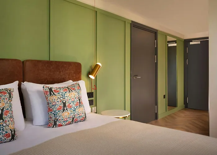 Hotels with a view Reach At Piccadilly, Manchester, A Tribute Portfolio