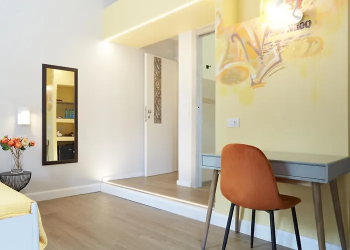Reyes Suite & Rooms