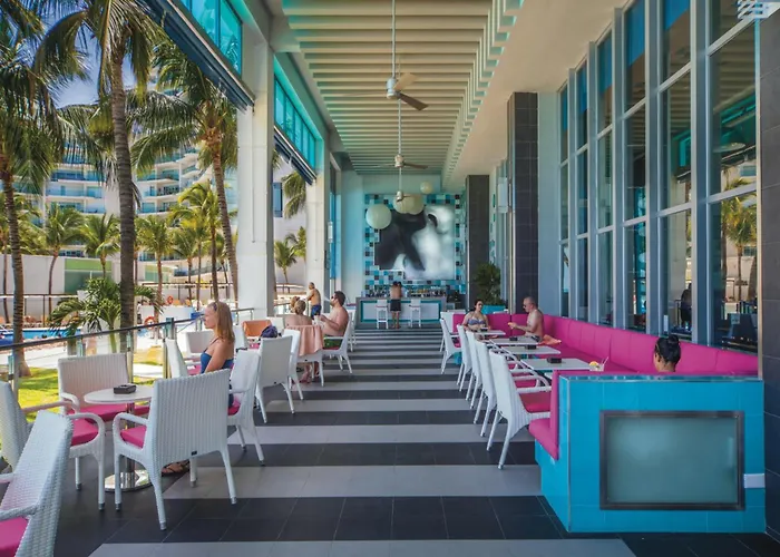 Welkom Hotel: Riu Cancun (Adults Only)