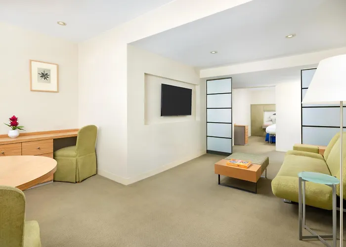 Family Hotel: The Shoreham