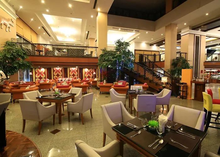 Jacuzzi hotel: Duangtawan Hotel Chiang Mai