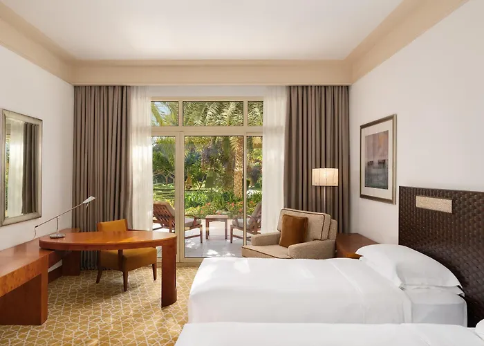 Grand Hyatt & Villas