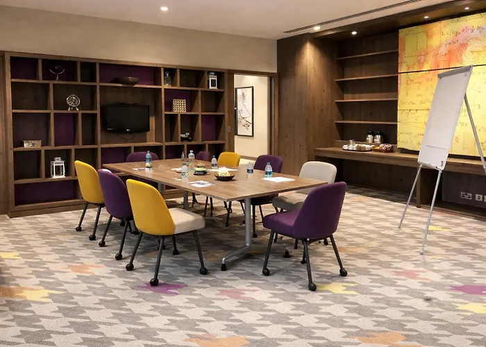 Cheap hotels Hampton By Hilton Oxford