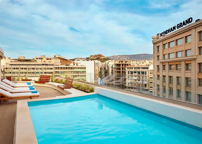 Hotel suites Zeus Essence Wyndham Athens Residence