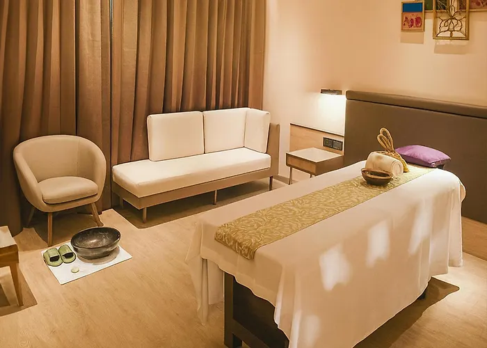 Hyatt Place Aurangabad Airport