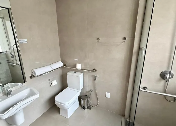 Hotel com jacuzzi: Life Residence