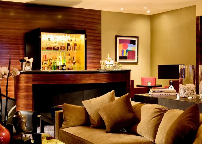 Warwick Champs-Elysees Paris