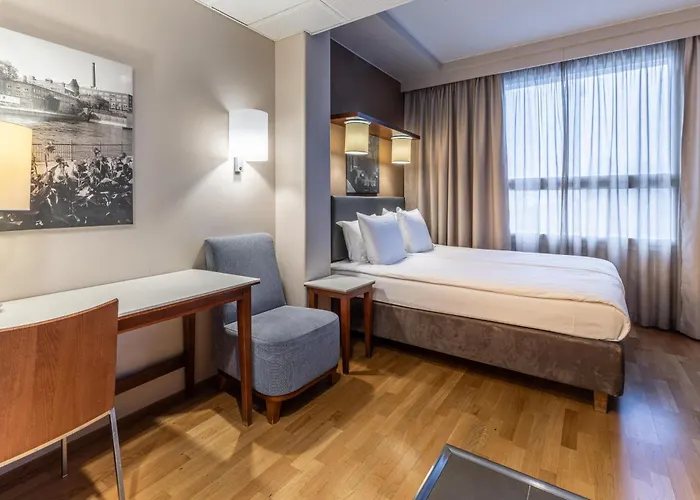 Golf hotels Holiday Inn Tampere - Central Station By Ihg