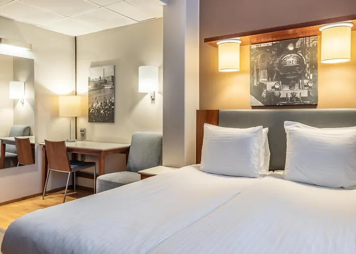 Golf hotels Holiday Inn Tampere - Central Station By Ihg