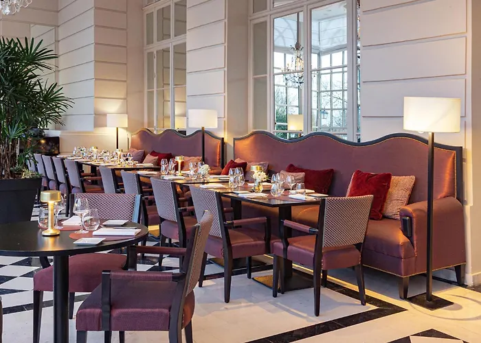 Resort: Waldorf Astoria Versailles - Trianon Palace