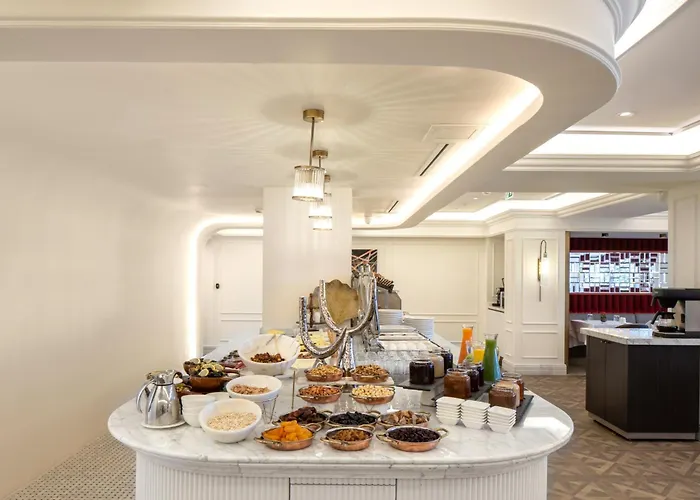 Hotel de 5 estrellas: Mula Hotel