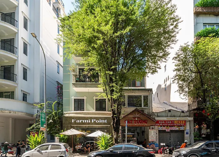 V Living - Downtown Saigon Stay With Free Laundry