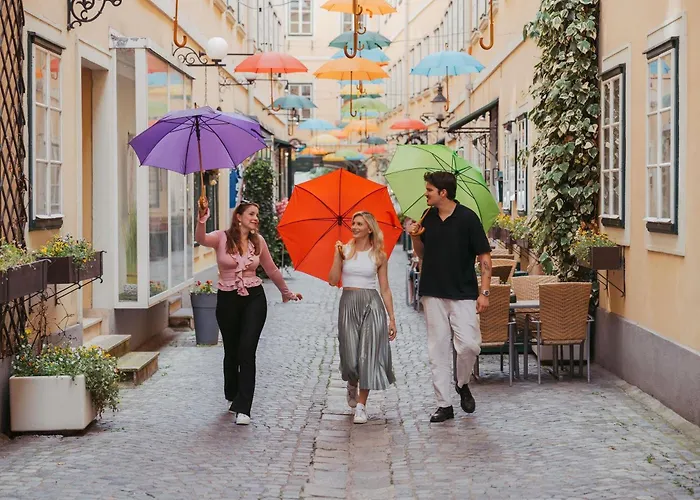 Luxury hotel only: Mercure Grand Hotel Biedermeier Wien