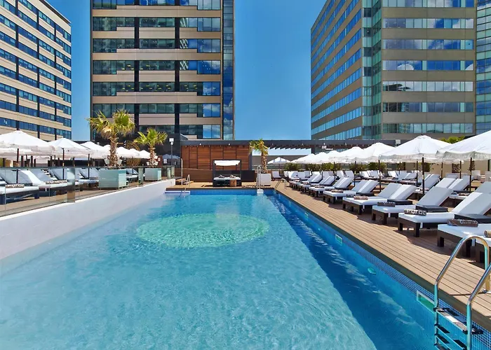 Pet Friendly hotel: Hilton Diagonal Mar Barcelona