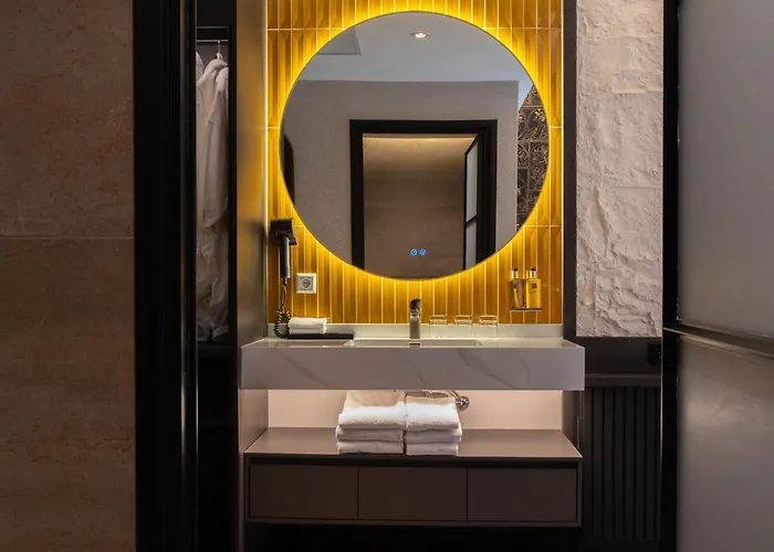 Hotel Sebastians