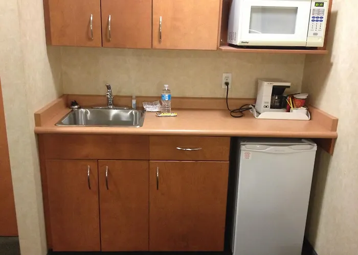 Jacuzzi hotel: Rosslyn Inn & Suites