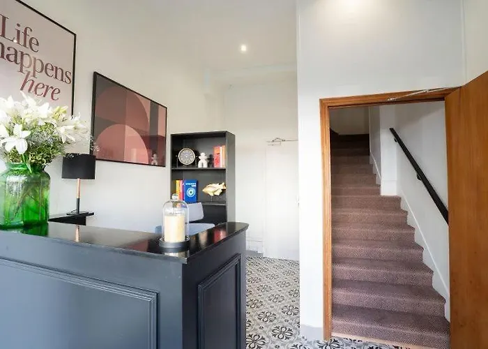 Hôtel accueillant les animaux: Hôtel Edgar Quinet