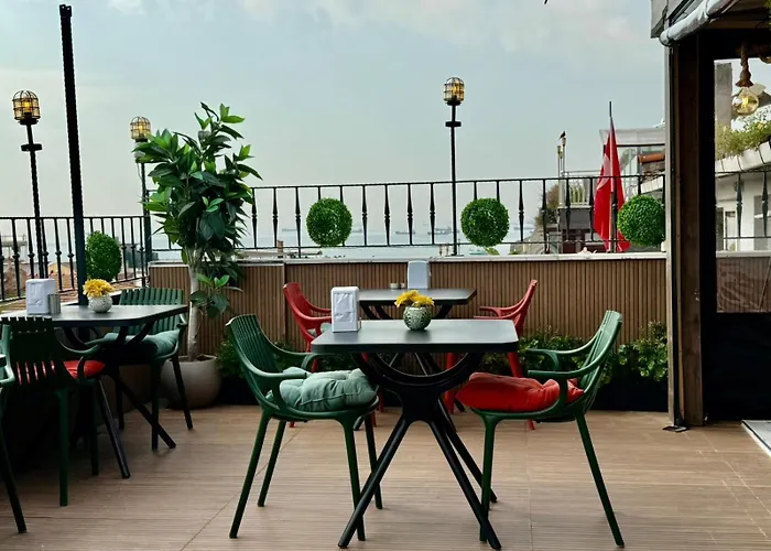  Istanbul Holiday