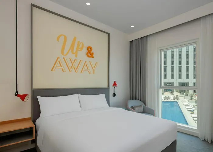 Hotel familiar: Rove At The Park