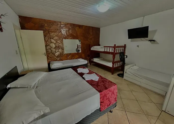 Hotel 4 estrelas: Pousada Pé da Serra