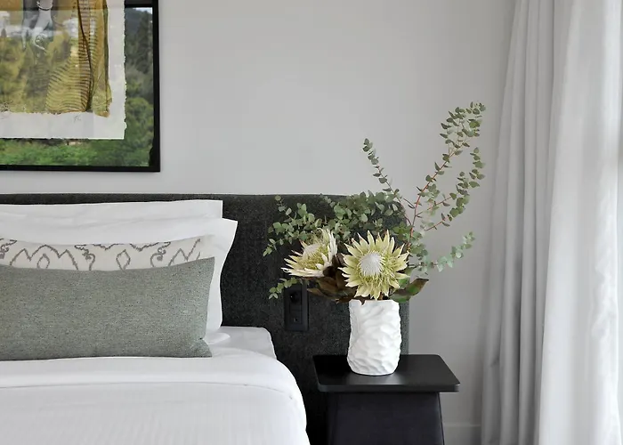 5 star hotel: The Athenaeum Luxury Hotel