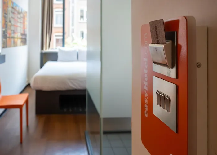 Albergo economico: Easyhotel Amsterdam City Centre South