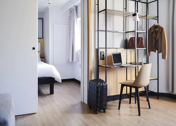 Hotel: Ibis Paris Tour Eiffel Cambronne 15Eme