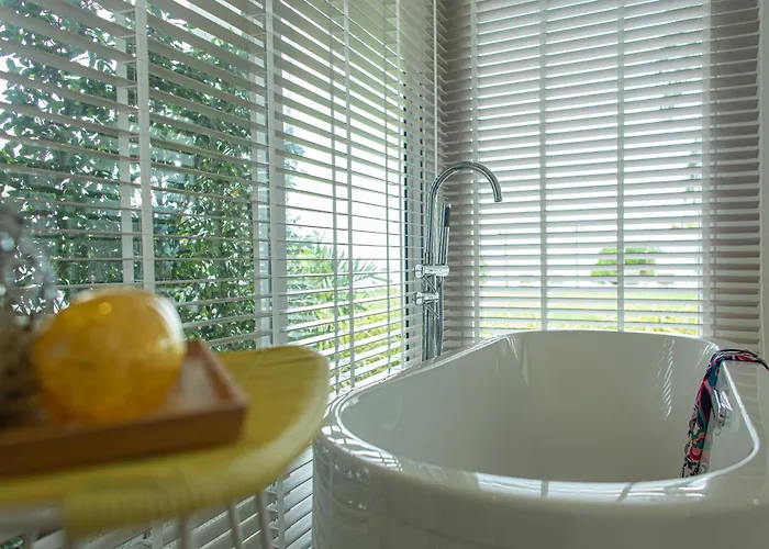 Animaux admis Villa Nalinnadda Petite & Spa, Adults Only - Sha Extra Plus