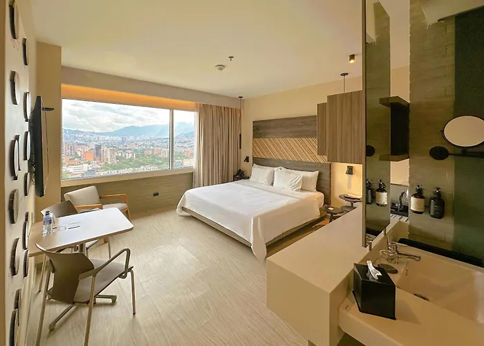 Viaggio Medellín Grand Select