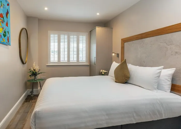 Luxury hotel only: Best Western Premier Doncaster Mount Pleasant Hotel