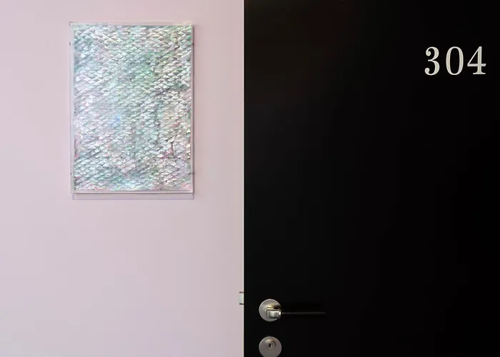 Luxury hotel only: Boutique & Art Hotel Helvetia