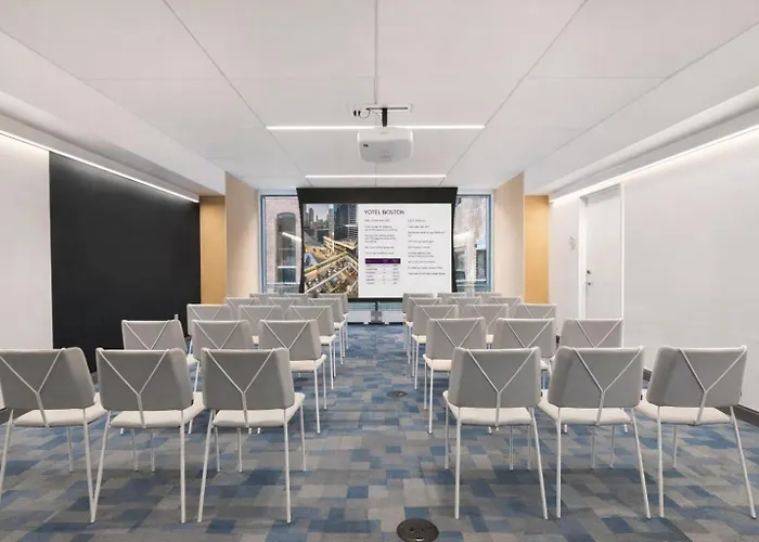 Motel: Yotel Boston