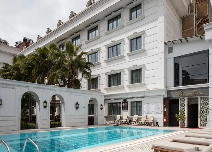 Sura Design Hotel & Suites