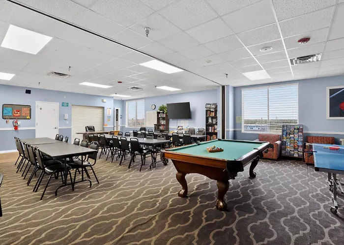 Family Hotel: Ocean East Resort Club