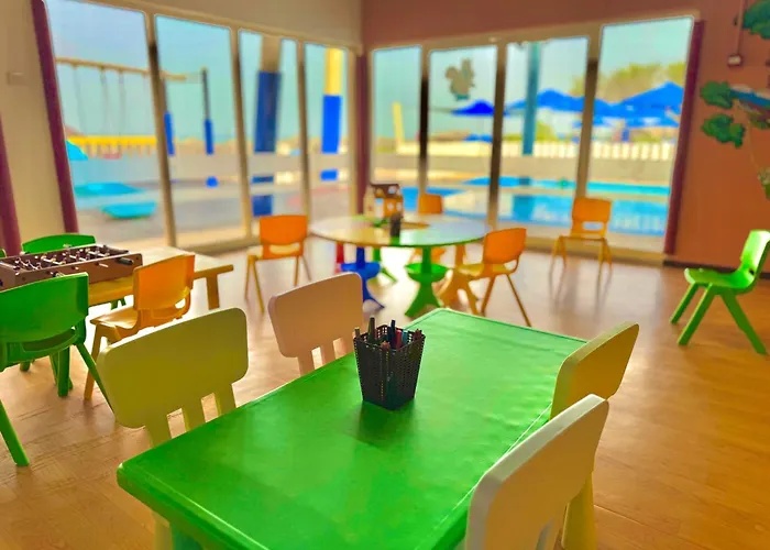 Family resorts Coral Beach Sharjah