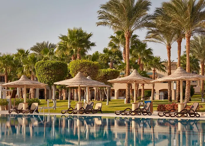 Coral Sea Holiday & Aqua Park