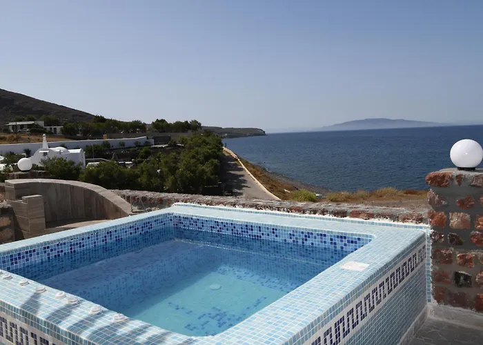 Starlight Luxury Seaside & Suites