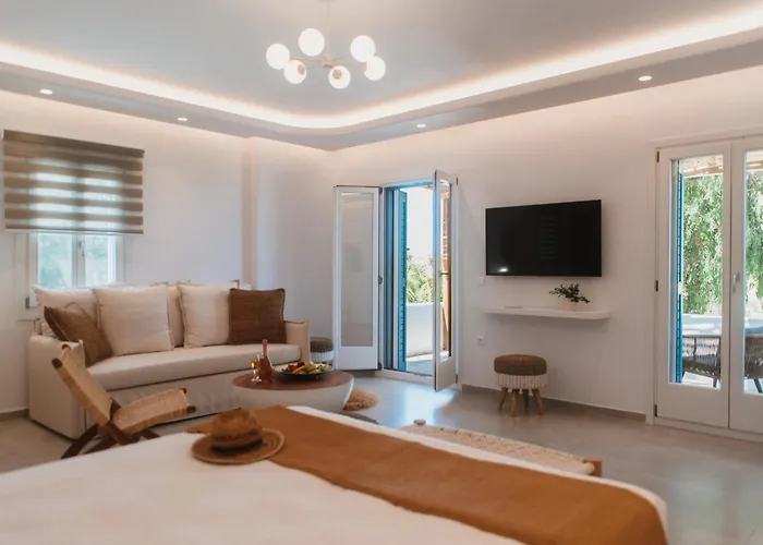 Alkyoni Beach Hotel