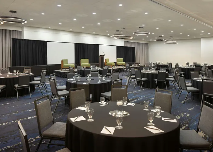 Courtyard By Marriott Across Universal Orlando