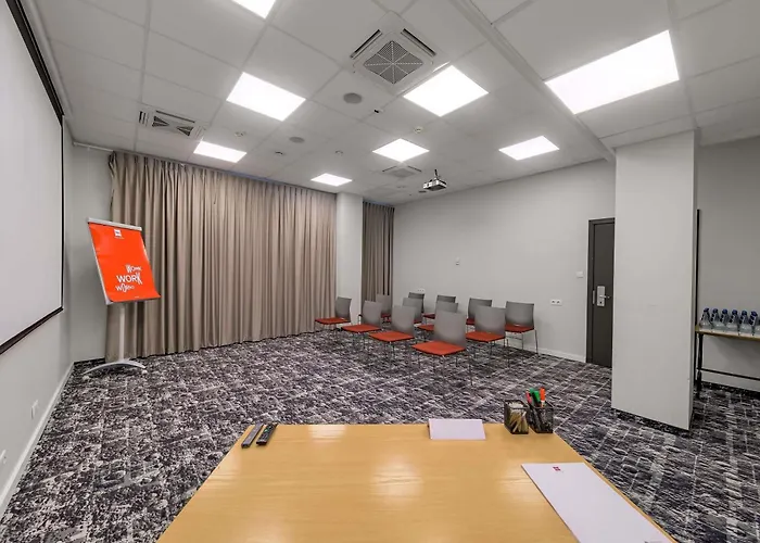 Сity center hotels Ibis Krakow Centrum