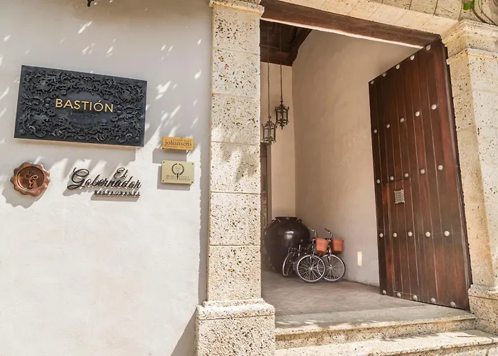 Hotels Close to Airport Bastion Luxury