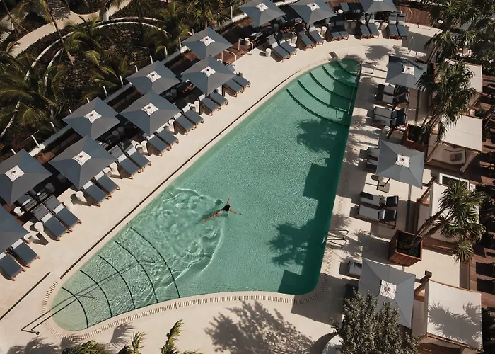 Four Seasons &Residences