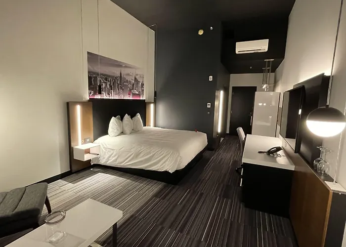 Grand Times Laval - Centropolis