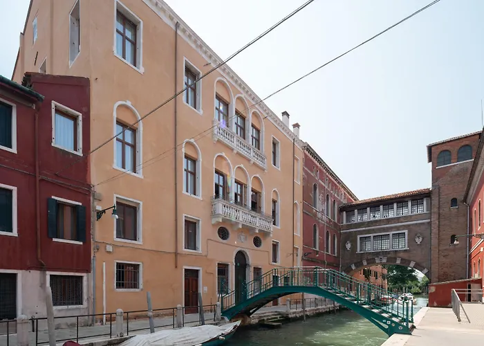 Palazzo Martinelli Dolfin