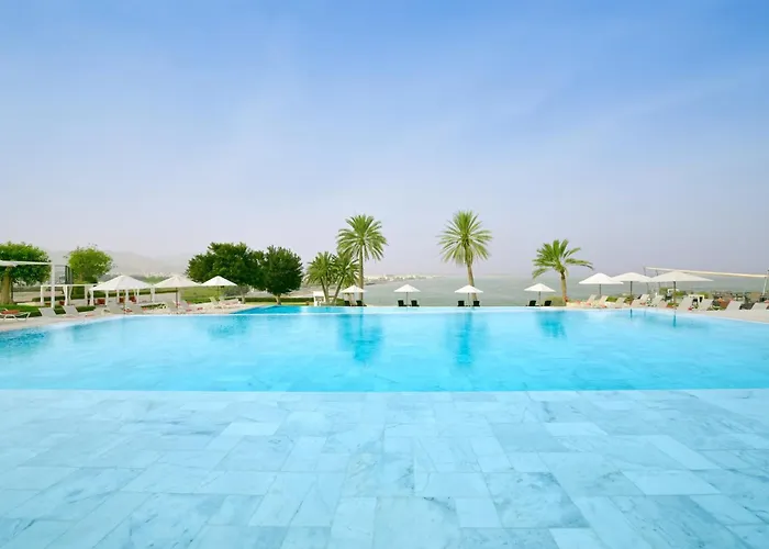 Crowne Plaza By Ihg